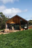 Barn House Penguin — showcase 7