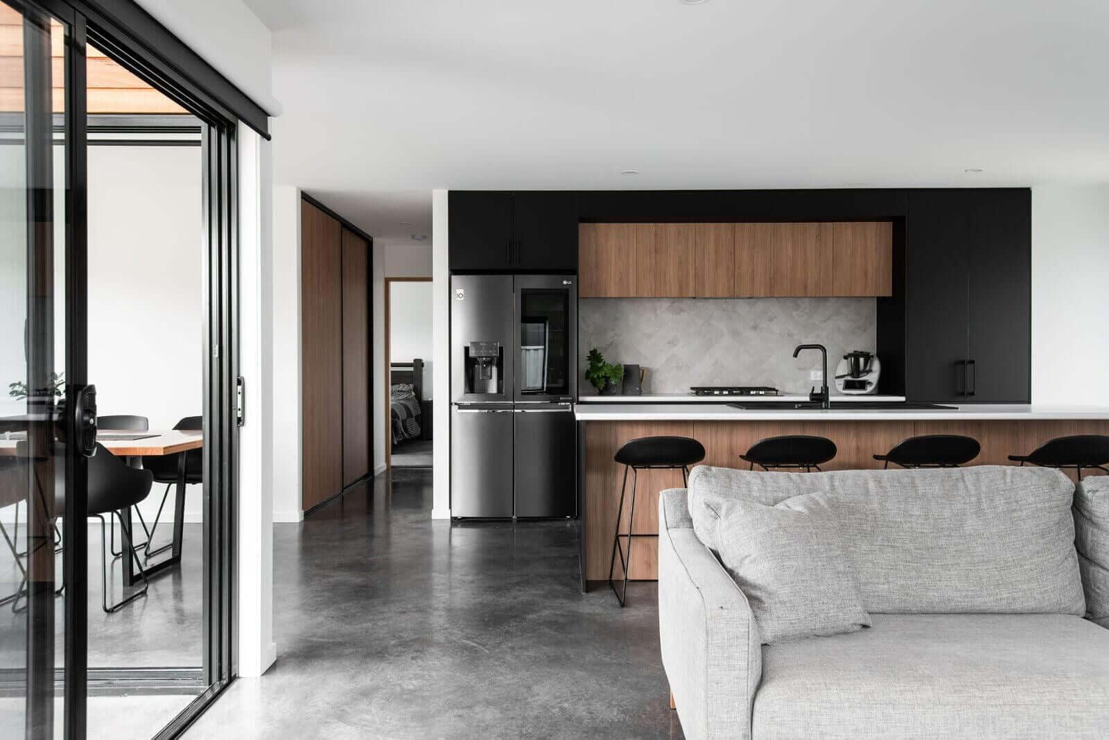 Materials & Craftsmanship view 1