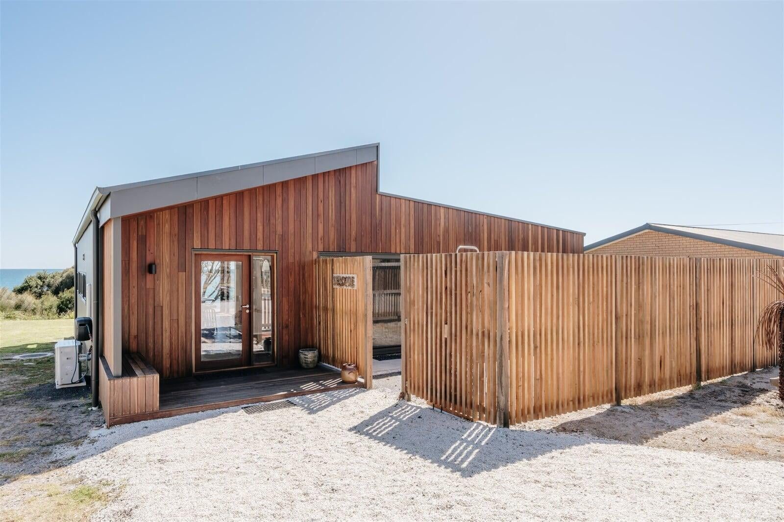 Exterior & Sustainability view 1