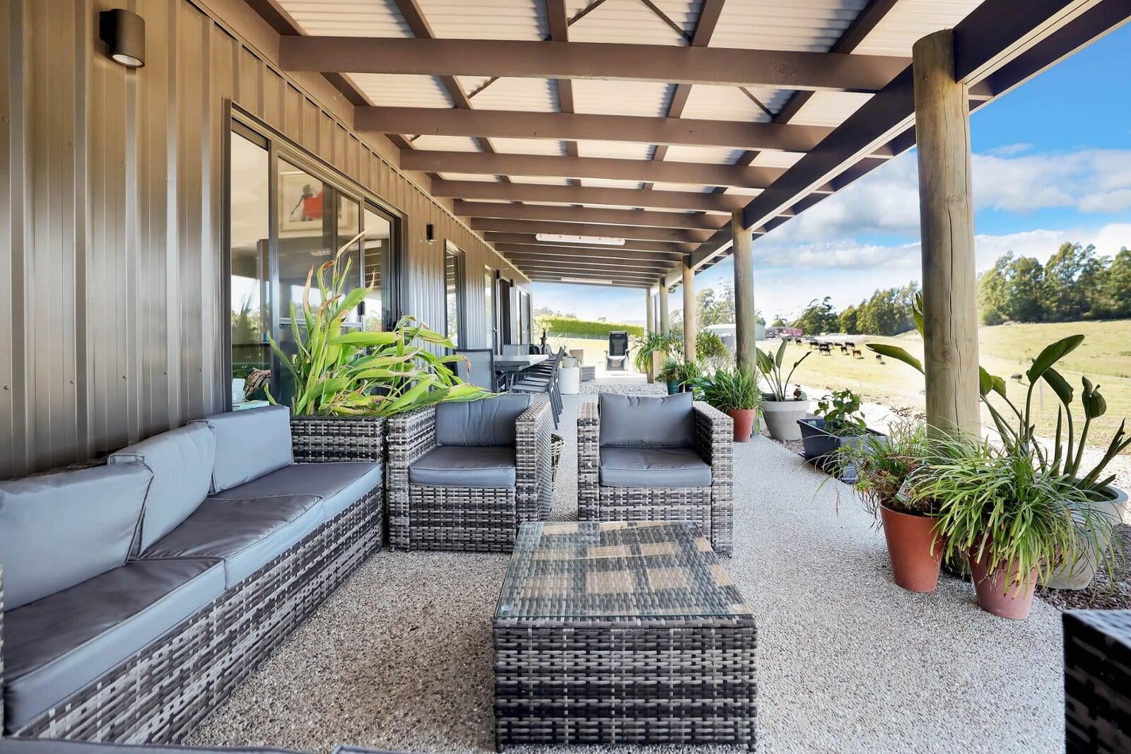 Site & Exterior view 2