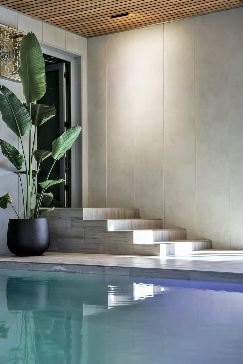 The Pool House — showcase 5