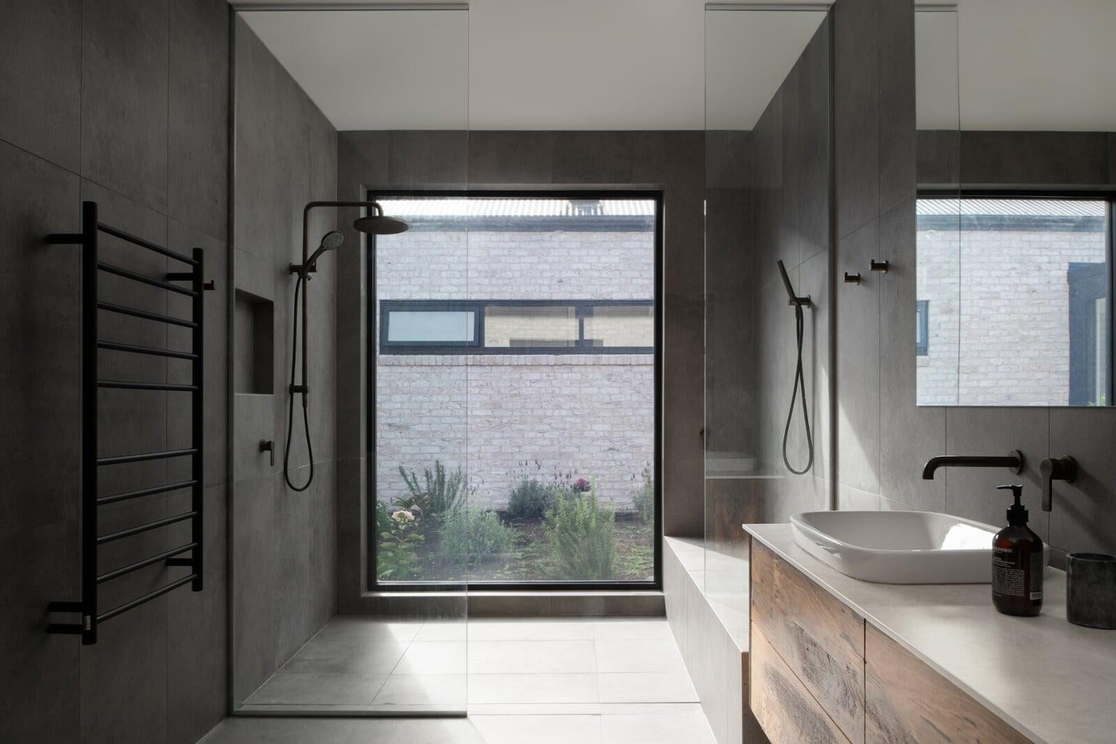 Gallery image 9